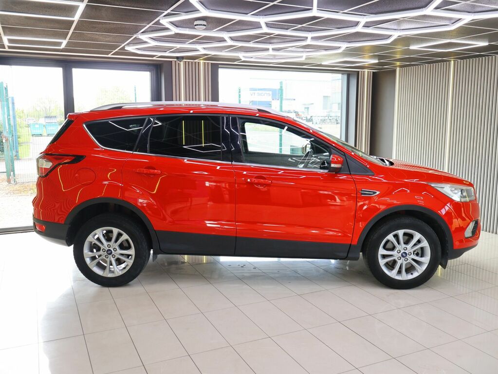 Ford Kuga 2018 1.5 Tdci Titanium Suv Euro GD18OYC Red #3