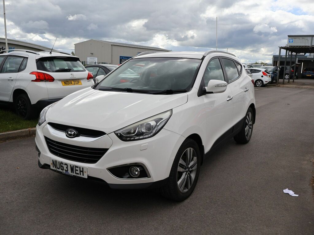 Hyundai Ix35 2013 1.7 Crdi Premium Suv Euro 5 NU63WEH White #3