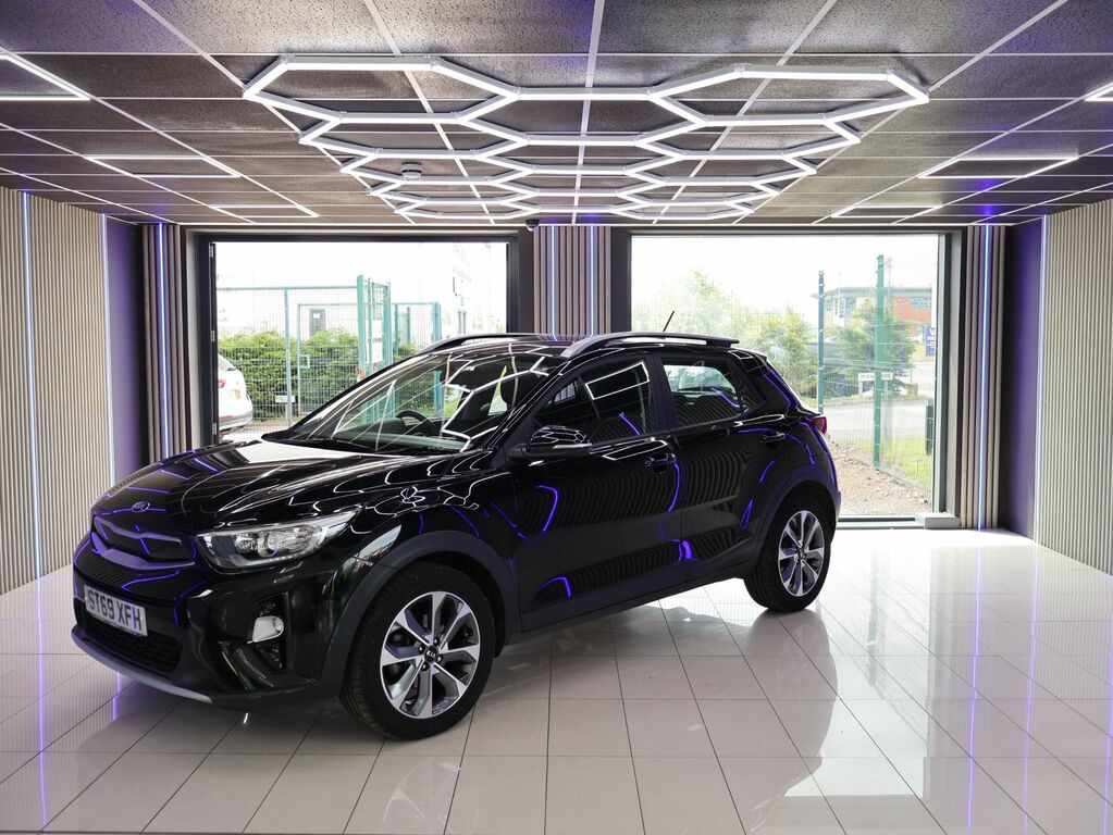 Kia Stonic 2019 1.4 2 Suv Euro 6 Ss 98 ST69XFH Black #2