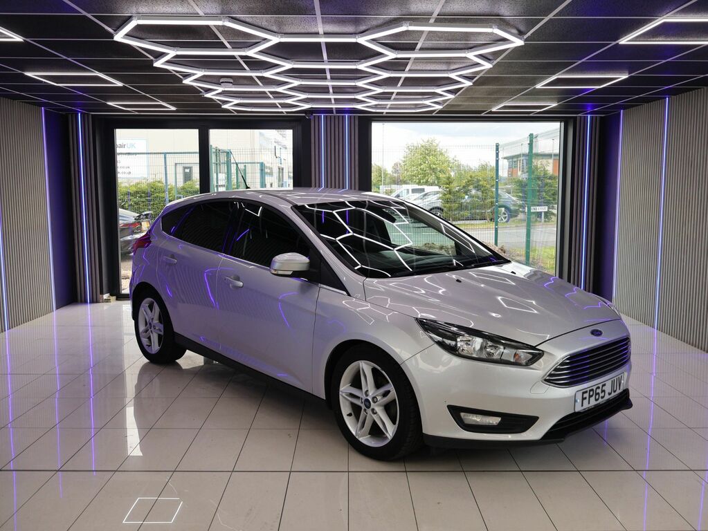 Ford Focus 2015 1.5 Tdci Zetec Hatchback Eu Silver