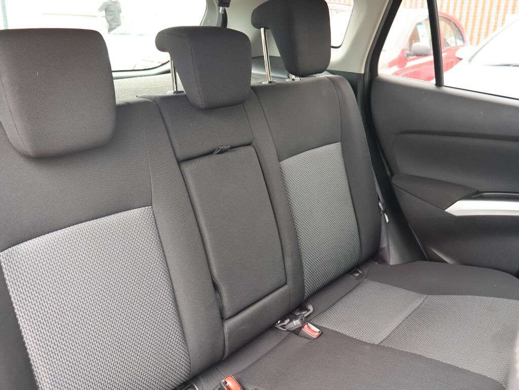 Suzuki SX4 S Cross Suv White #17