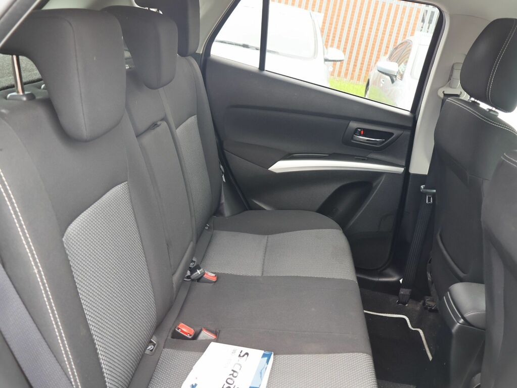 Suzuki SX4 S Cross Suv White #18