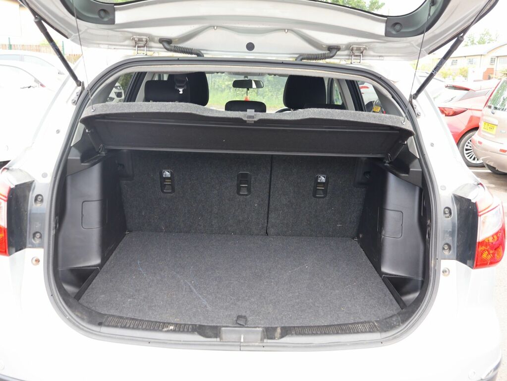 Suzuki SX4 S Cross Suv White #19