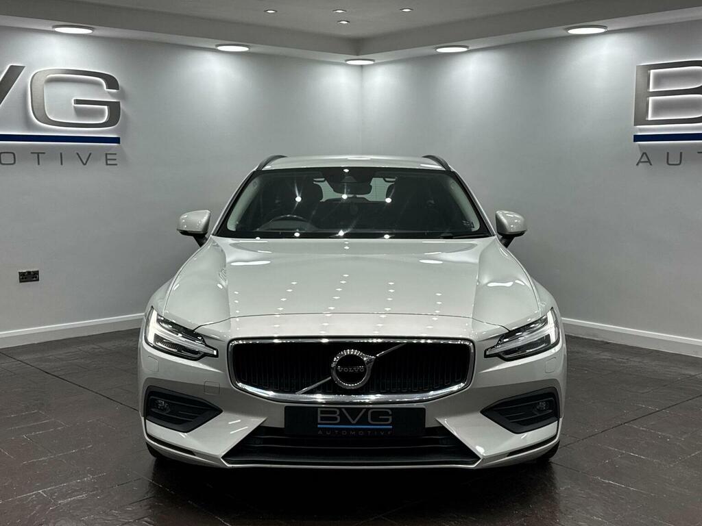 Volvo V60 Estate 2.0 D4 Momentum Pro Euro 6 Ss SN68OMT Gold #2
