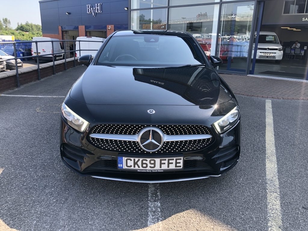 Mercedes-Benz A Class 1.3 A 200 Amg Line Premium CK69FFE Black #2