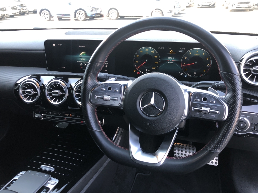 Mercedes-Benz A Class 1.3 A 200 Amg Line Premium CK69FFE Black #4