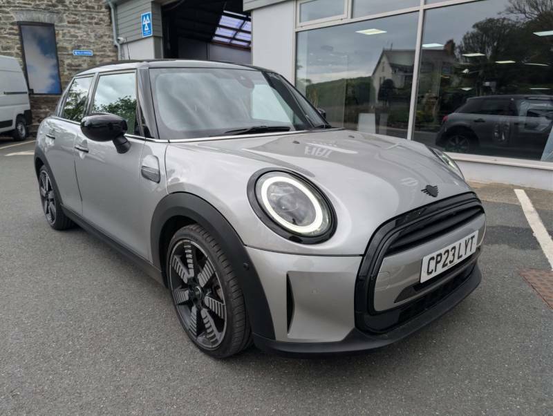 Mini Hatch Cooper Exclusive - 2023 23 Silver