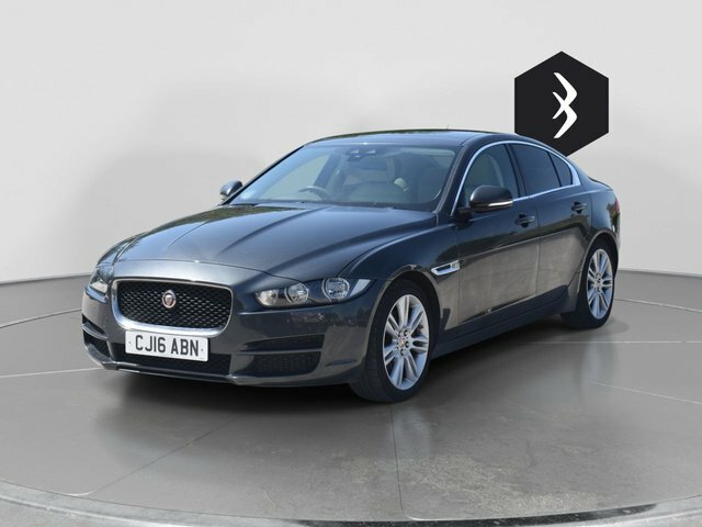 Jaguar XE 2.0D Prestige Saloon Euro 6 S S CJ16ABN Grey #3