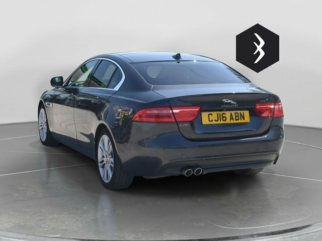 Jaguar XE 2.0D Prestige Saloon Euro 6 S S CJ16ABN Grey #5