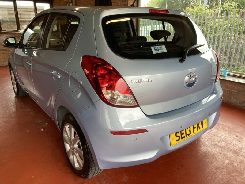 Hyundai I20 Hatchback SE13FKV Blue #2