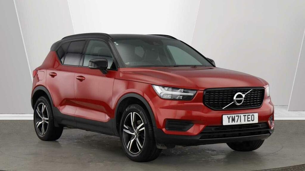 Volvo XC40 T3 R-design One Owner Charcoal Nappa Leath Red