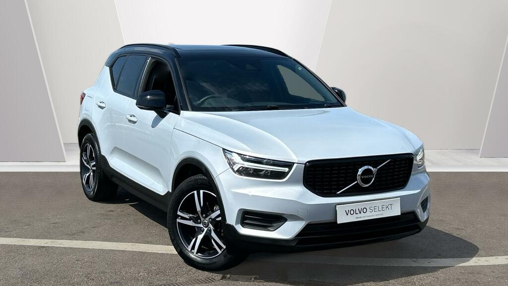 Volvo XC40 R-design T3 Panoramic Sunroof Super Low Silver