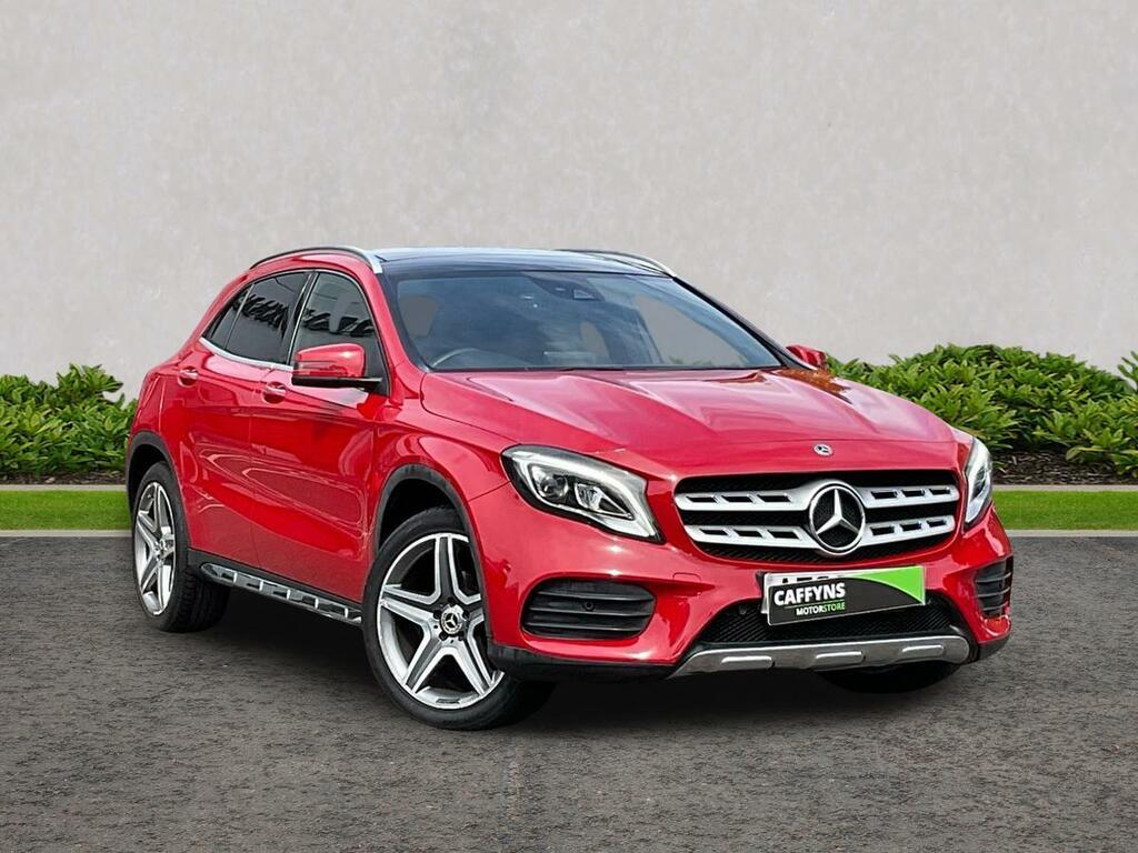 Mercedes-Benz GLA Class 1.6 Gla200 Amg Line Edition Plus 7G-dct Euro 6 Red