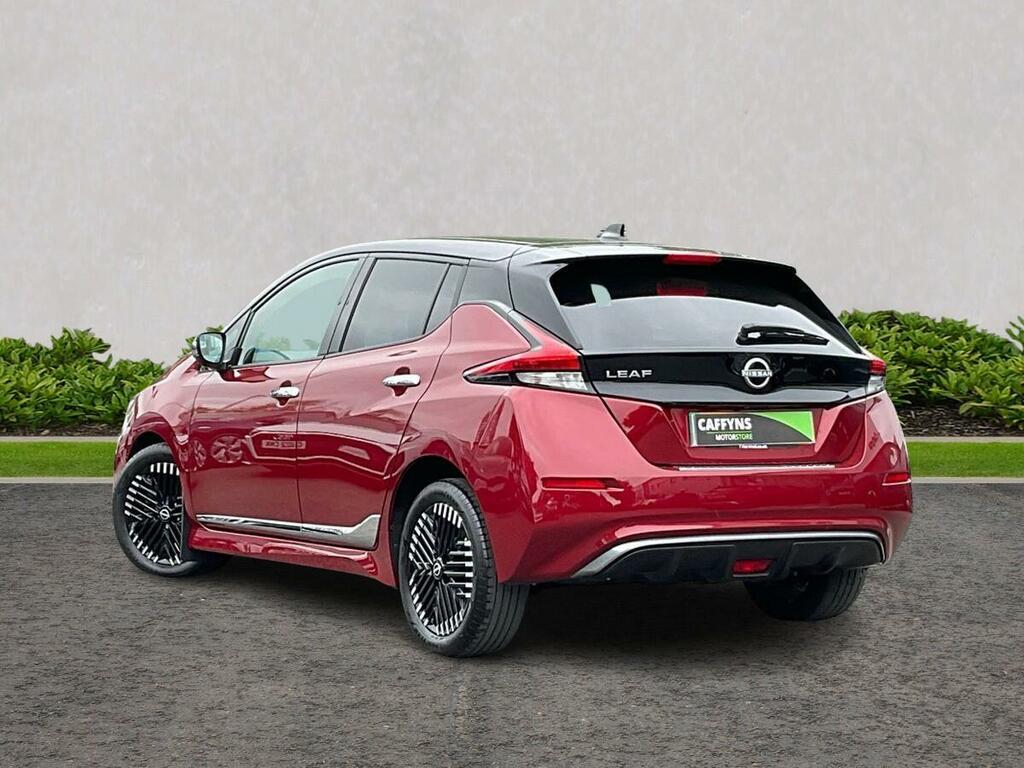Nissan Leaf 39Kwh Tekna Red #2