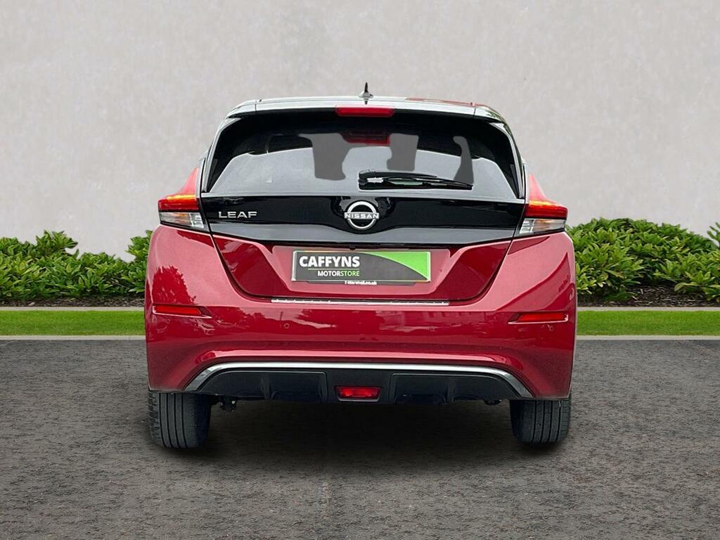 Nissan Leaf 39Kwh Tekna Red #4