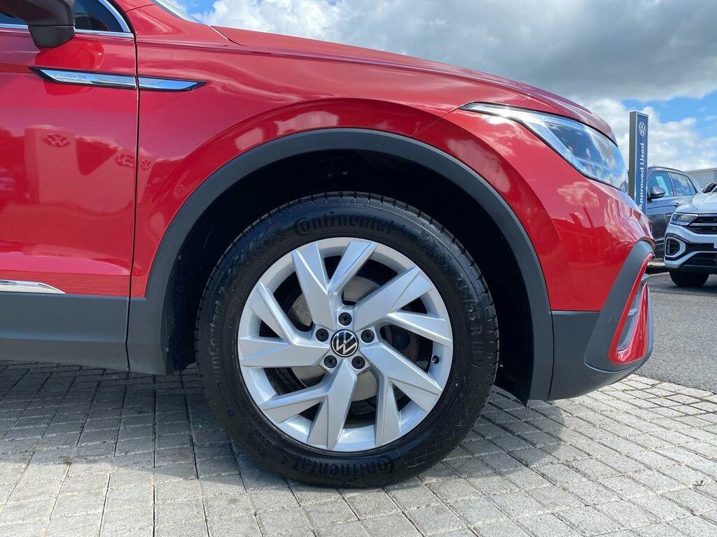 Volkswagen Tiguan Allspace 1.5 Tsi Life Dsg Red #6