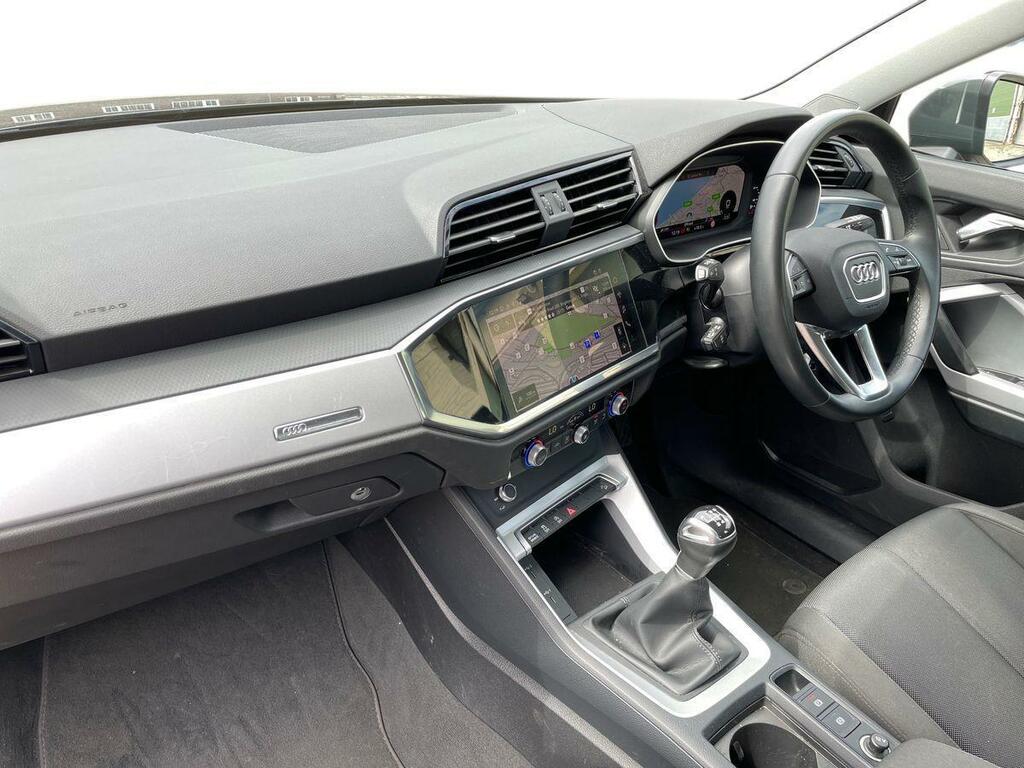 Audi Q3 Technik 35 Tfsi 150 Ps 6-Speed GY23ZWX Grey #2
