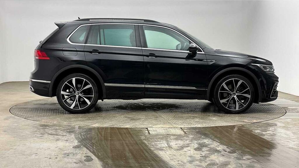 Volkswagen Tiguan 2.0 Tsi 4Motion R-line Dsg AK72TLX Black #4