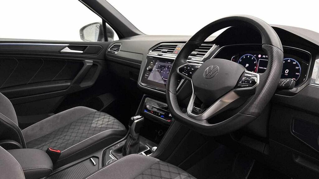 Volkswagen Tiguan 2.0 Tsi 4Motion R-line Dsg AK72TLX Black #6