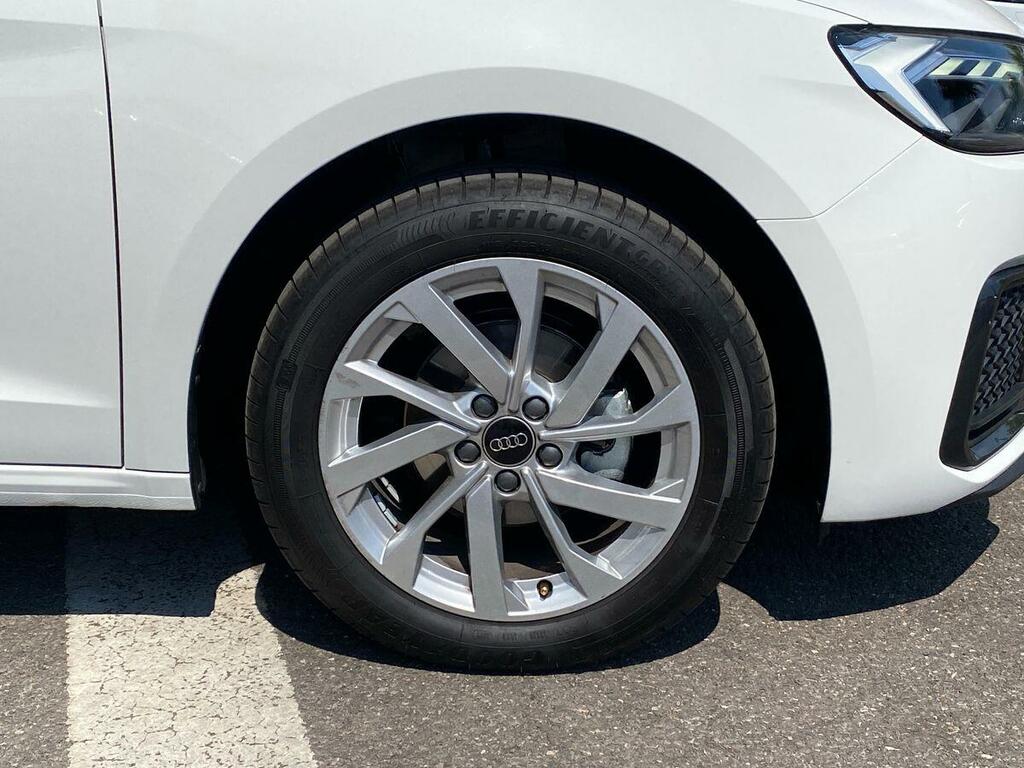 Audi A1 Sport 25 Tfsi 95 Ps 5-Speed White #6