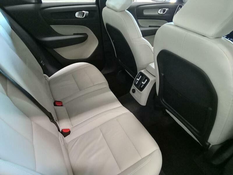 Volvo XC40 Recharge T5 Inscription Pro Phev Blond Leather On WF71GKK Blue #6