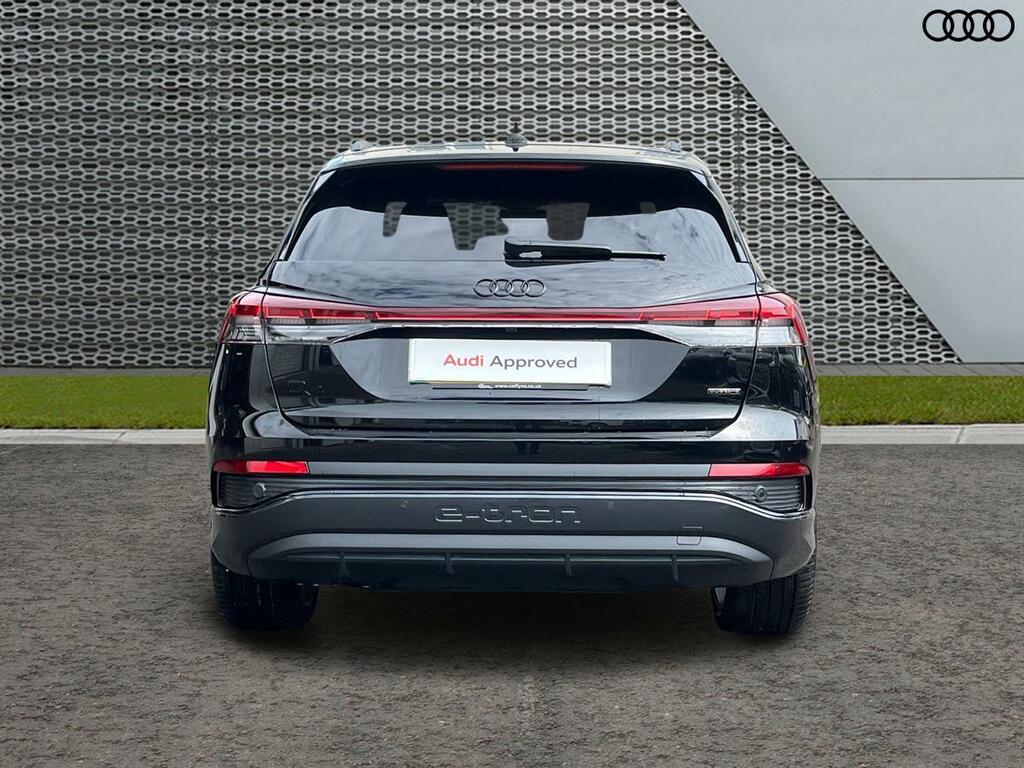 Audi Q4 E Tron 45 Black Edition Quattro 82Kwh Black #4