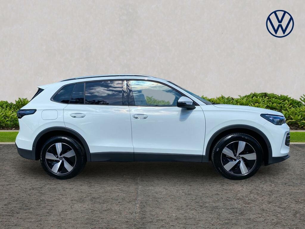 Volkswagen Tiguan 1.5 Etsi 150 Match Dsg  White #5
