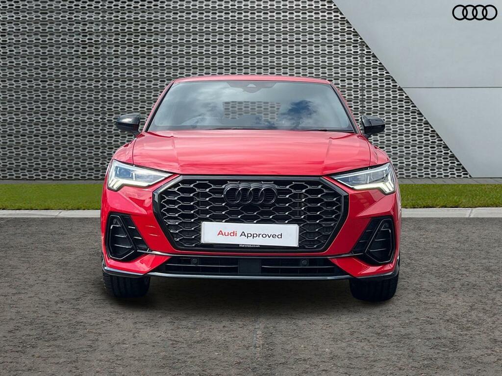 Audi Q3 1.5 Tfsi Cod 35 Black Edition Sportback S Tronic E Red #3