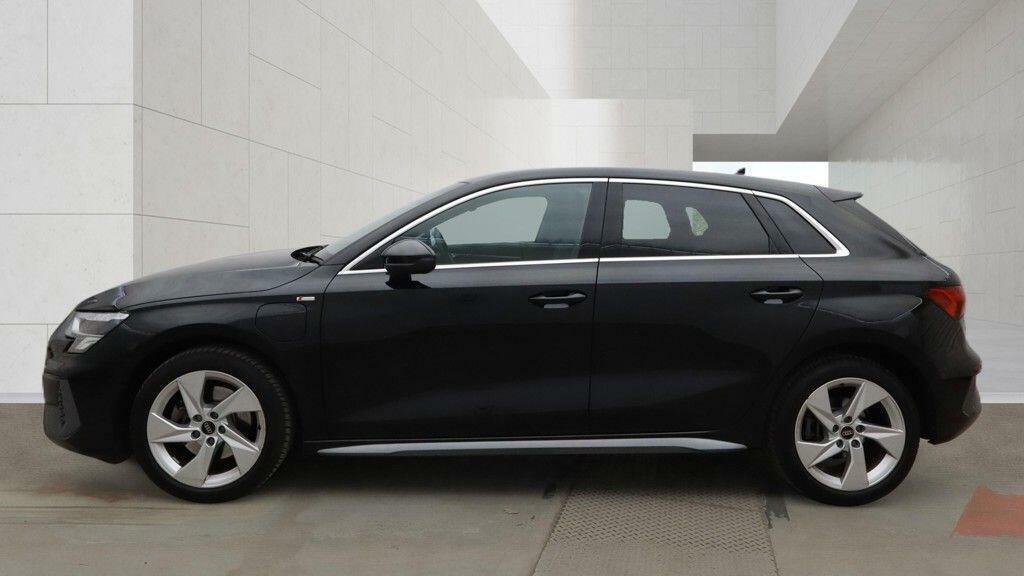 Audi A3 O S Line 40 Tfsi E 204 Ps S Tronic Black #3