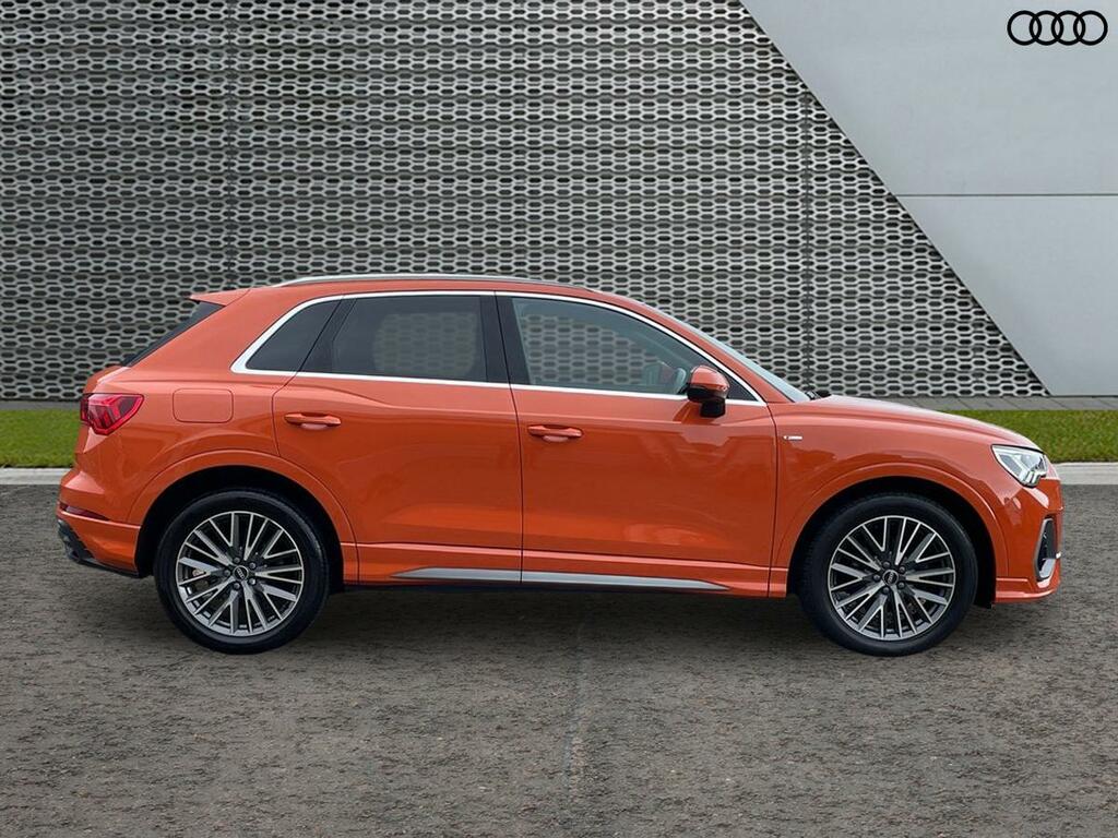 Audi Q3 S Line 35 Tfsi 150 Ps S Tronic GX22CWT Orange #4