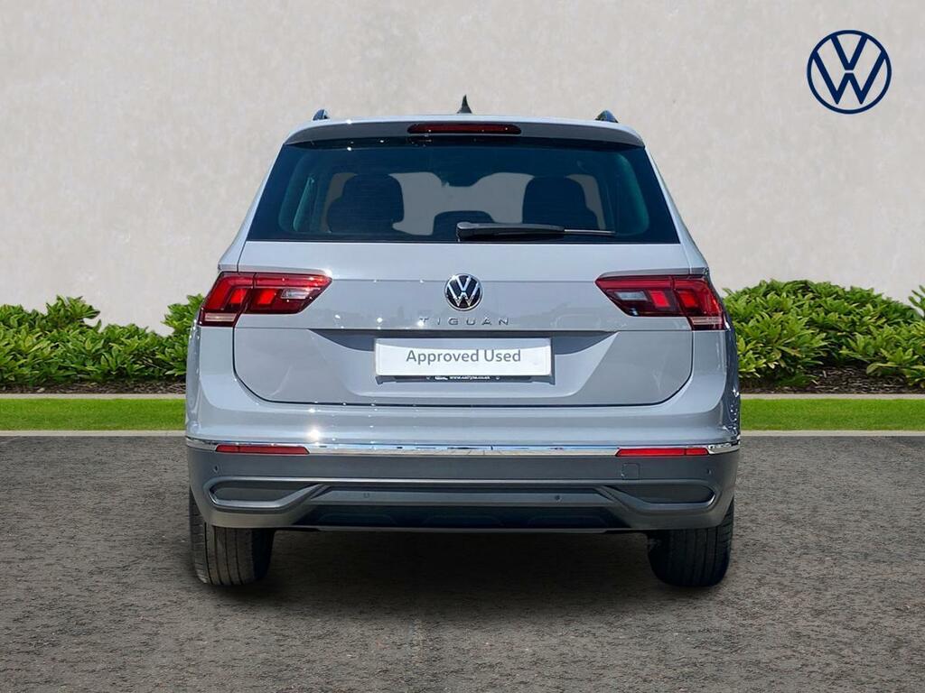 Volkswagen Tiguan 1.5 Tsi 150 Life Dsg  Grey #4