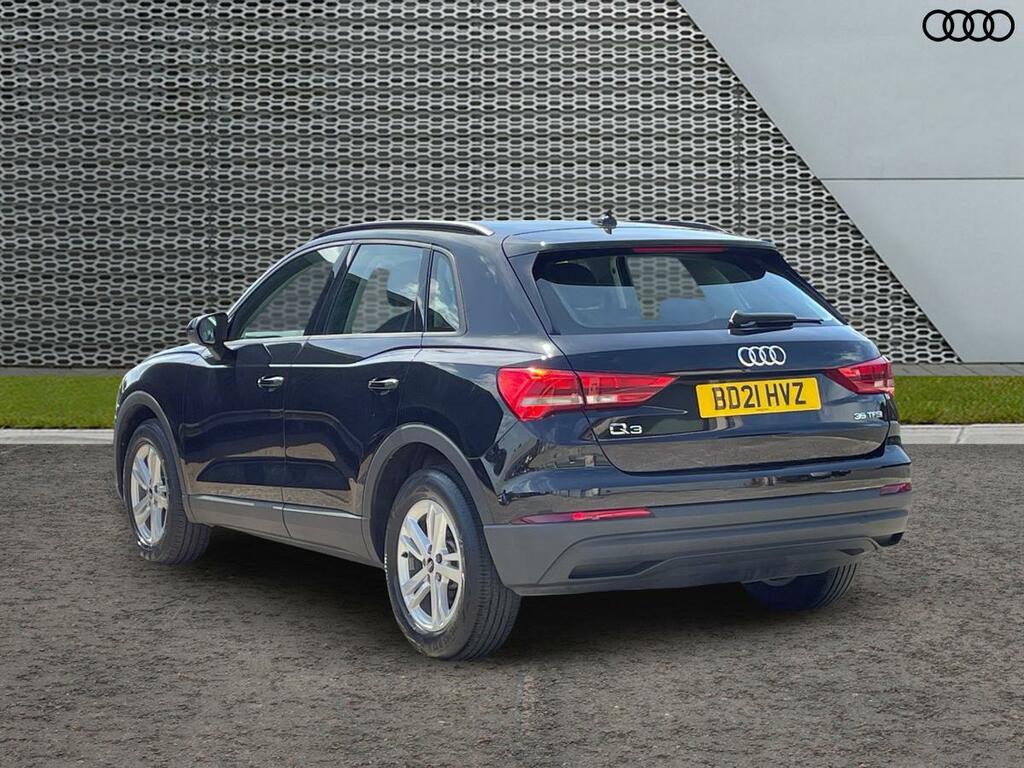 Audi Q3 Technik 35 Tfsi 150 Ps 6-Speed BD21HVZ Black #4