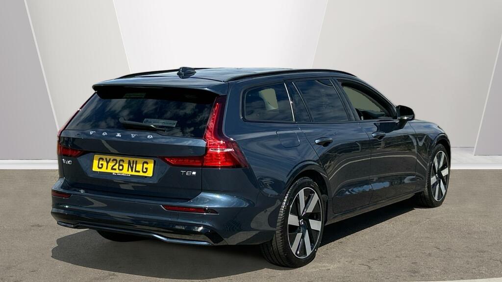 Volvo V60 Ultra T8 Awd Plug-in Hybrid Dark Blue #2