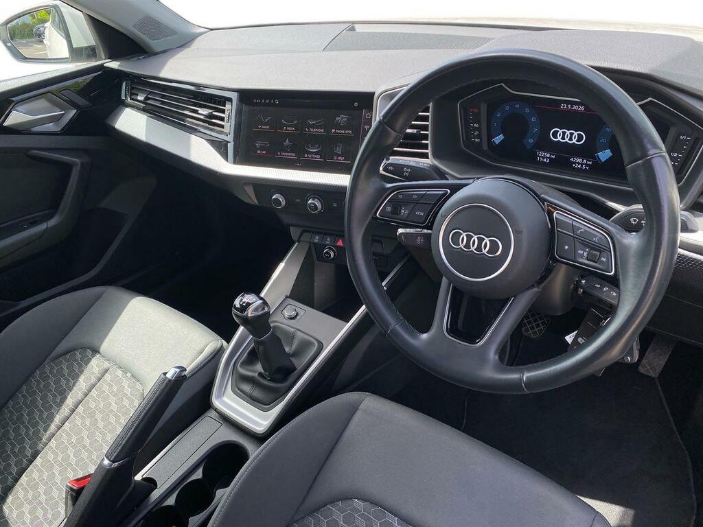 Audi A1 Sport 25 Tfsi 95 Ps 5-Speed GY73RNJ White #6