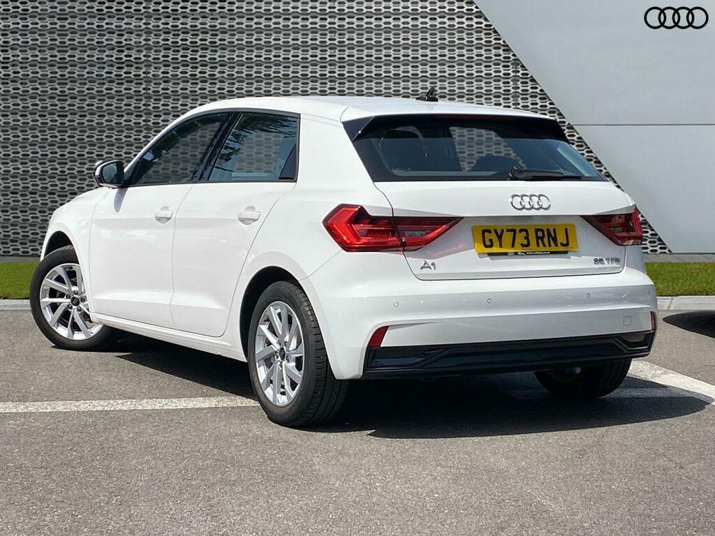 Audi A1 Sport 25 Tfsi 95 Ps 5-Speed GY73RNJ White #3
