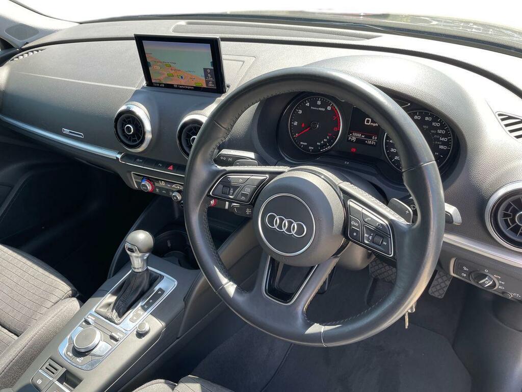 Audi A3 Sport 1.5 Tfsi Cylinder On Demand 150 Ps S Tronic LX68UEE Black #6
