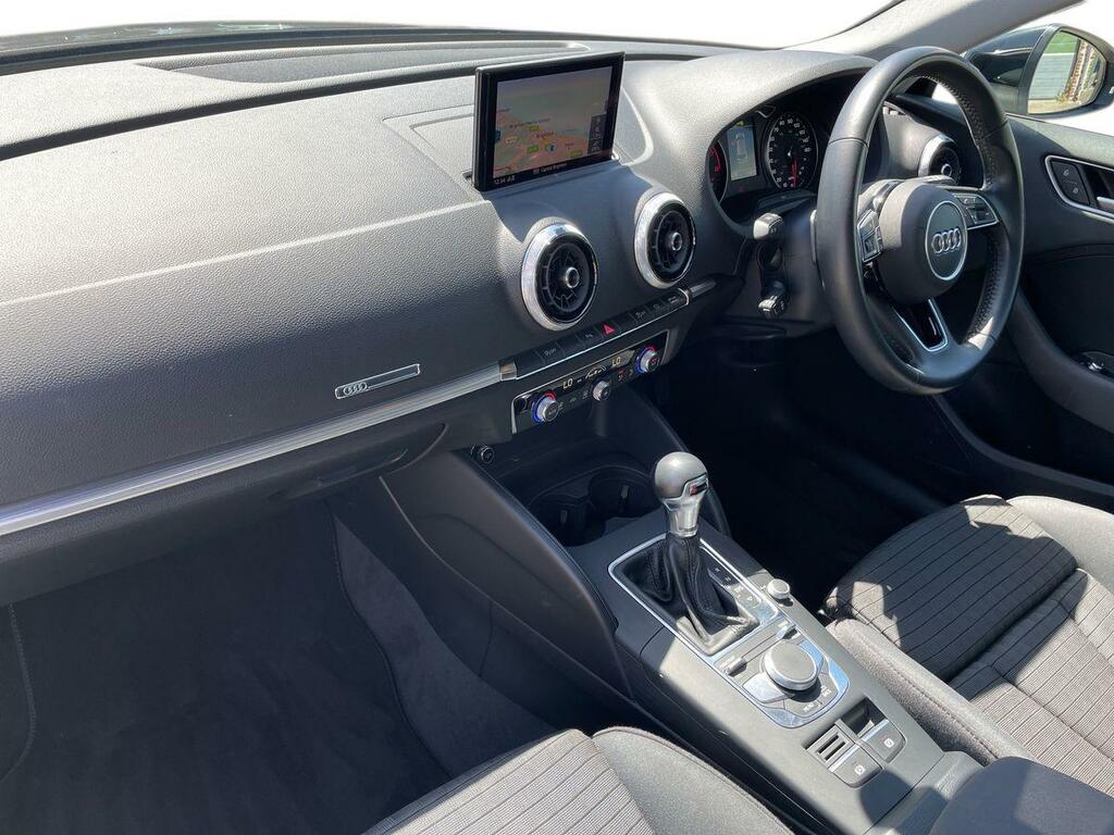 Audi A3 Sport 1.5 Tfsi Cylinder On Demand 150 Ps S Tronic LX68UEE Black #2