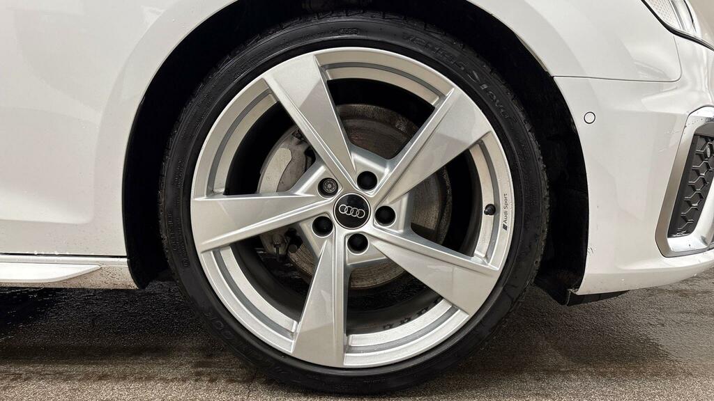 Audi A4 2.0 Tfsi 40 S Line S Tronic Euro 6 Ss RO24AUU White #4