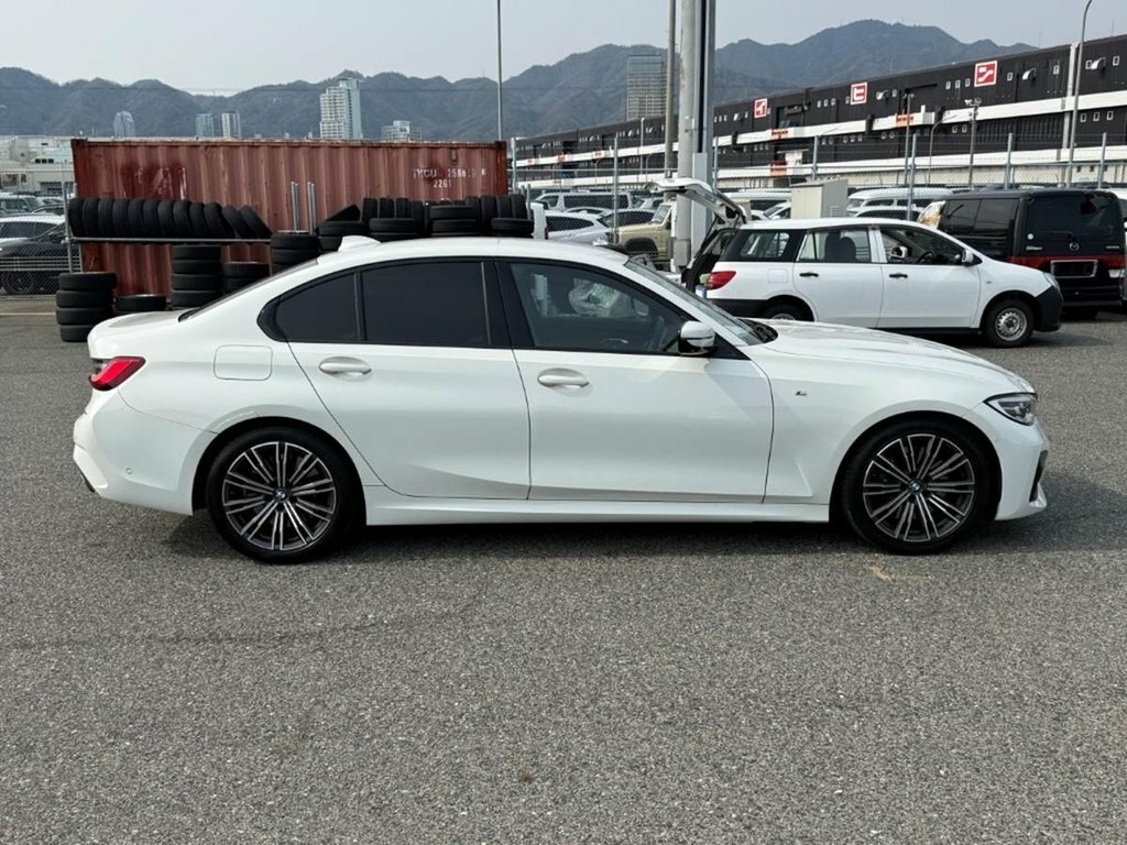 BMW 3 Series 2.0 330I M Sport Saloon Euro 6 S BMW5 White #4