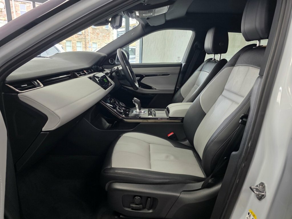 Land Rover Range Rover Evoque 2L First Edition SB20EDV White #6