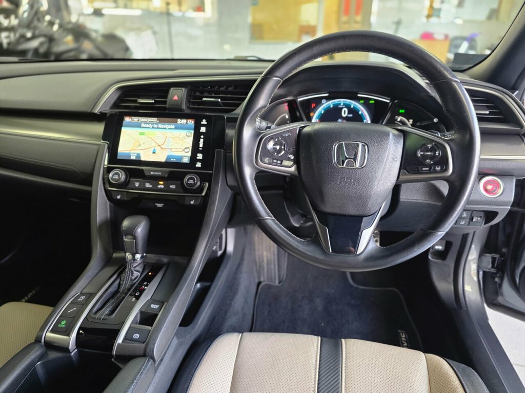 Honda Civic 1L Ex YN69WWH Silver #3