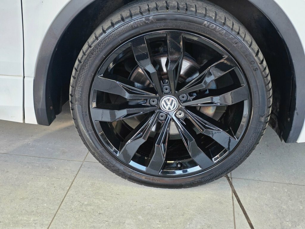 Volkswagen Tiguan Suv RS51MCL White #5