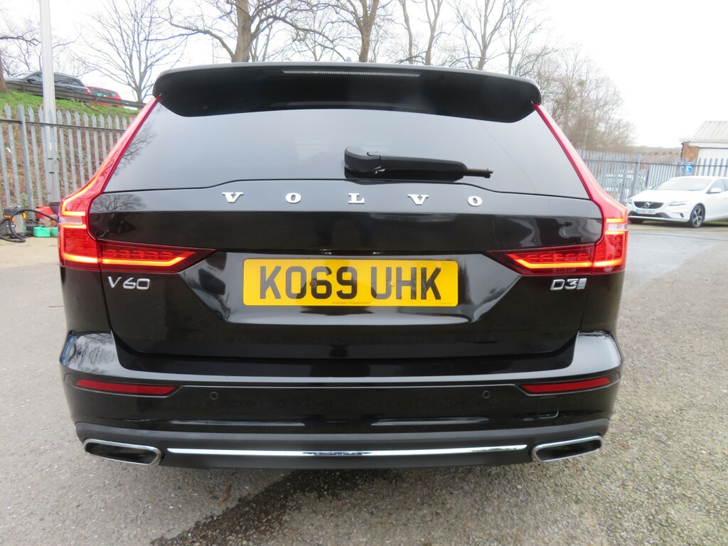 Volvo V60 D3 Inscription Plus KO69UHK Black #6