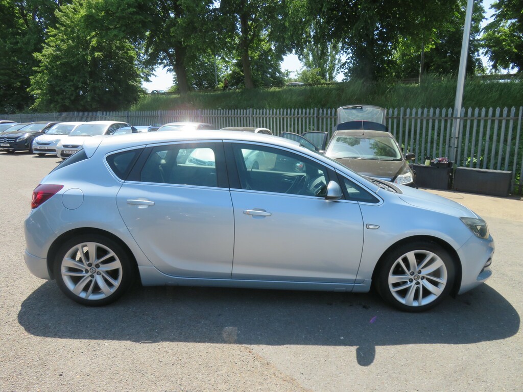 Vauxhall Astra Tech Line Gt Nav DP14RFY #3