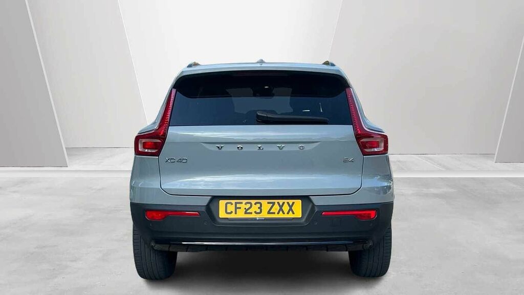 Volvo XC40 2.0 Ultimate, B4 Mild Hybrid, Dark Sunroo CF23ZXX #6