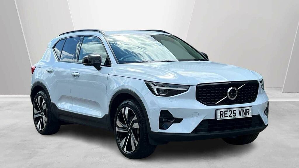 Volvo XC40 2.0 Ultra, B3 Mild Hybrid, Dark Sunroof, 