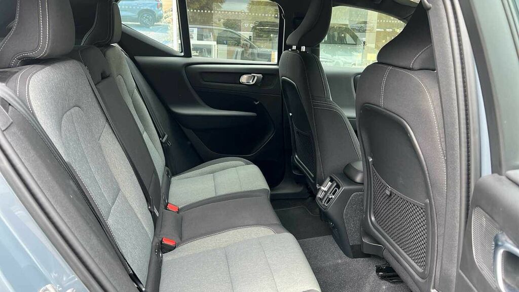Volvo XC40 2.0 Plus, B3 Mild Hybrid, Dark 360 Camera HX23GYT  #6