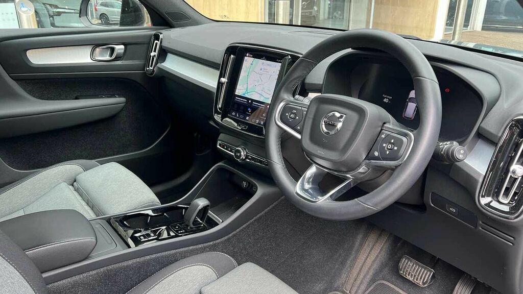 Volvo XC40 2.0 Plus, B3 Mild Hybrid, Dark 360 Camera HX23GYT  #4