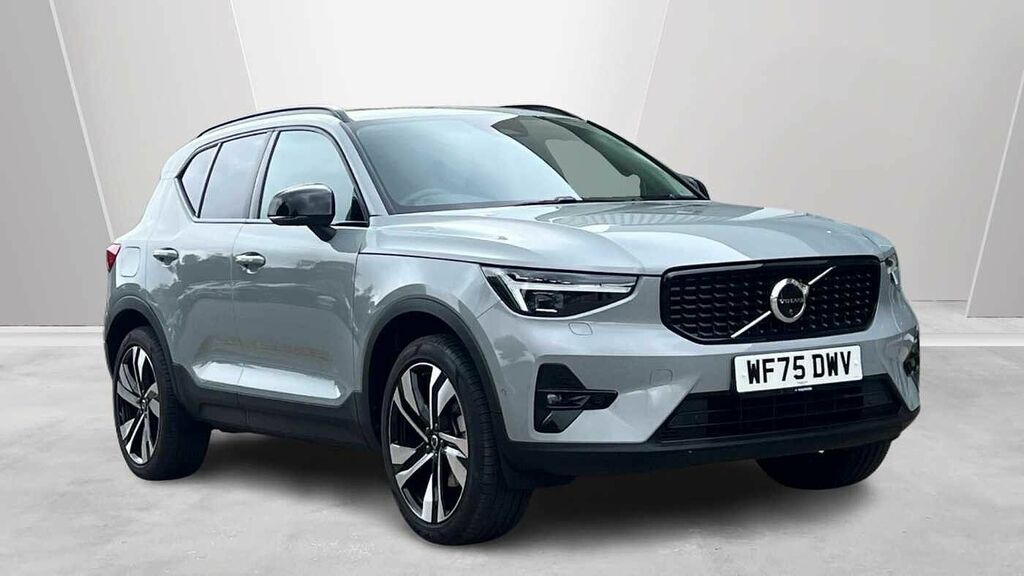 Volvo XC40 2.0 Ultra, B3 Mild Hybrid, Dark Sunroof, 