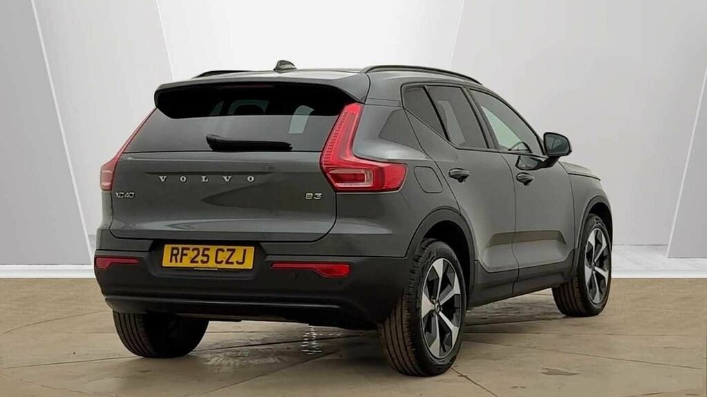 Volvo XC40 2.0 Plus, B3 Mild Hybrid, Dark RF25CZJ #3